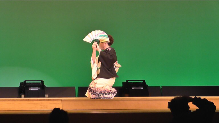 日本舞踊の発表会。踊ってきました。
