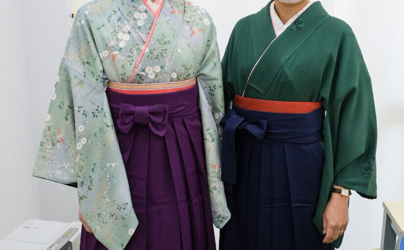 中学校卒業式。先生の袴の着付けに行ってきました。